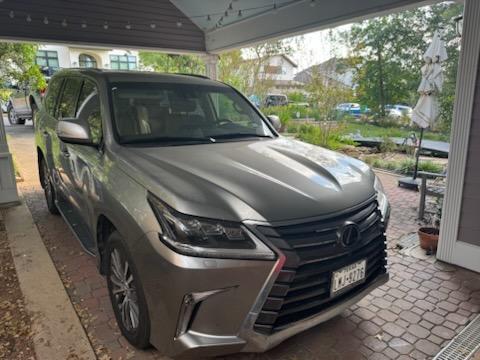 Used 2019 Lexus LX 570 4WD w/ Luxury Package image 1
