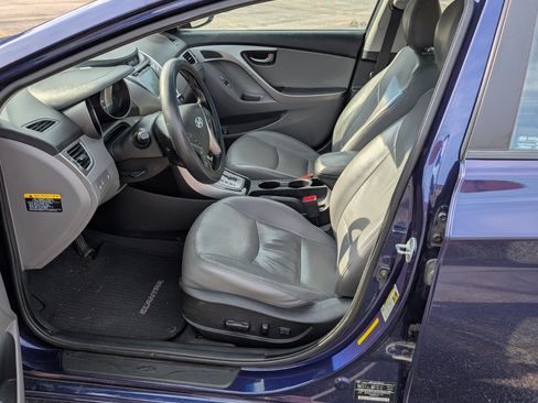 Used 2013 Hyundai Elantra Limited w/ Technology Pkg FWD image 6