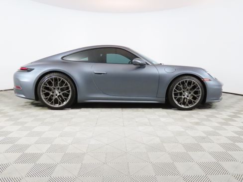 Used 2025 Porsche 911 Carrera RWD image 8