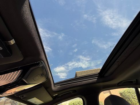 Used 2020 BMW 330i 330i Sedan 4D w/ Driving Assistance Package image 13