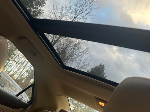 Used 2009 Cadillac CTS 3.6 AWD image 9