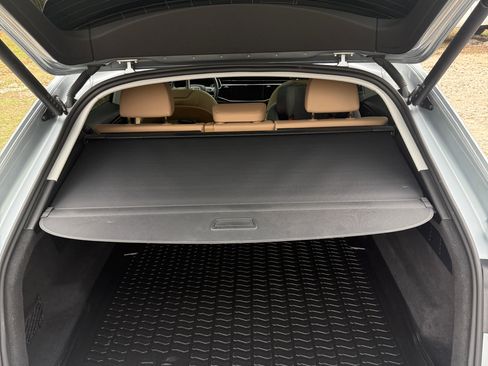 Used 2023 Audi Q8 Premium Plus w/ Premium Plus Package image 9