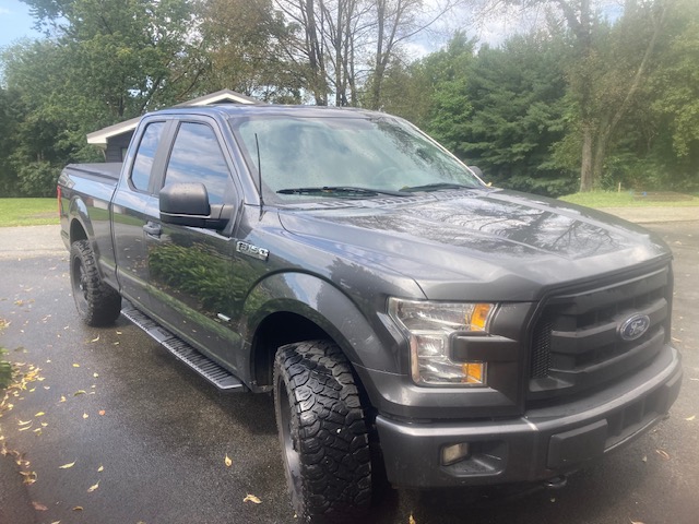 Used 2016 Ford F150 XL w/ Equipment Group 101A Mid AWD/4WD image 1