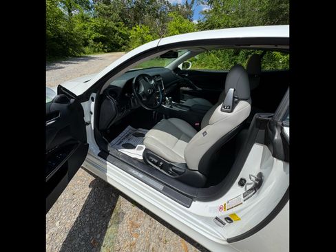 Used 2013 Lexus IS 250C image 8
