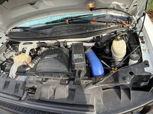 Used 2014 Chevrolet Express 2500 Extended RWD image 21
