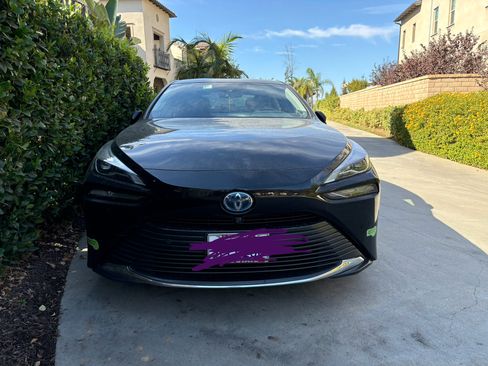 Used 2021 Toyota Mirai w/ Advanced Technology Package image 6