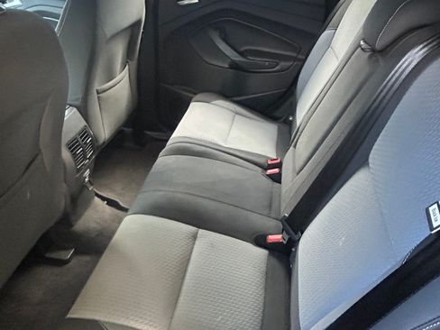 Used 2017 Ford Escape SE FWD image 5