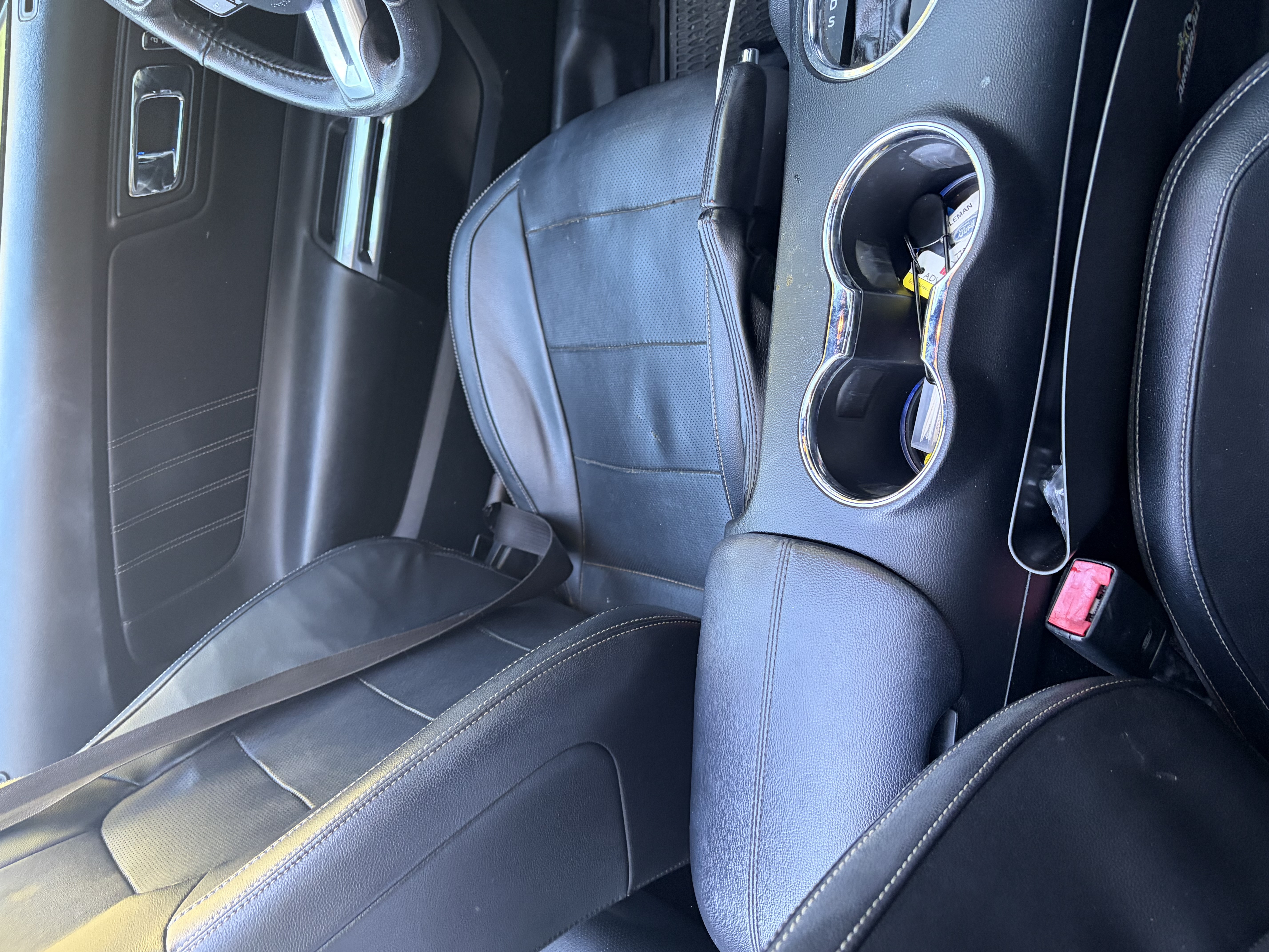 Used 2015 Ford Mustang Premium RWD image 5