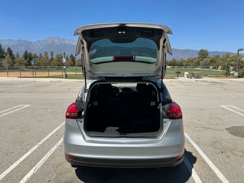 Used 2018 Ford Focus SE image 13