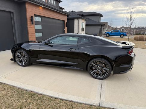 Used 2023 Chevrolet Camaro ZL1 image 10