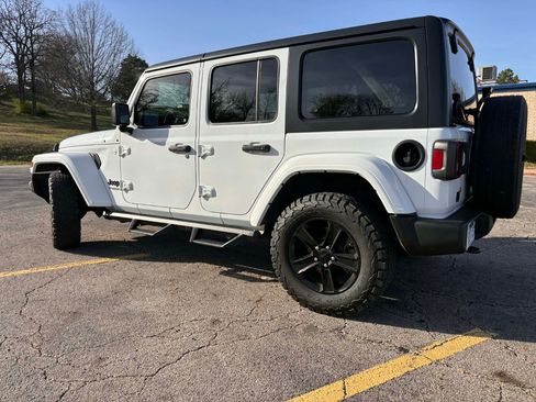 Used 2020 Jeep Wrangler Unlimited Sport image 4