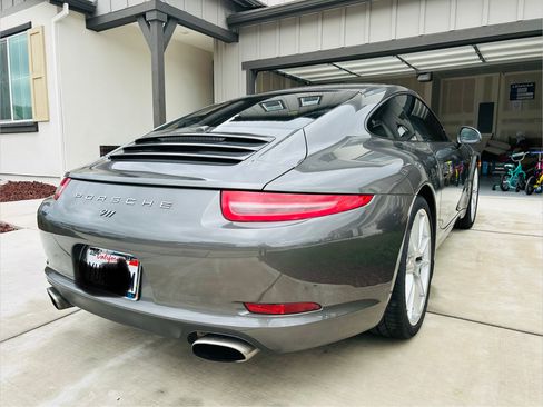 Used 2012 Porsche 911 Carrera RWD image 9