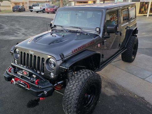 Used 2016 Jeep Wrangler Unlimited Rubicon image 6