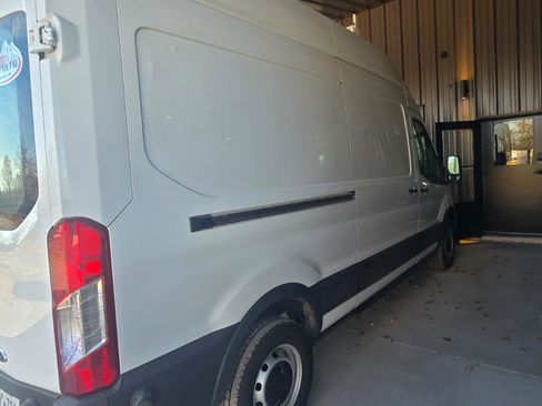 Used 2020 Ford Transit 250 148 High Roof image 7