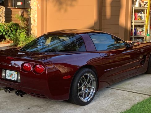 Used 2003 Chevrolet Corvette Coupe w/ Preferred Equipment Group image 2