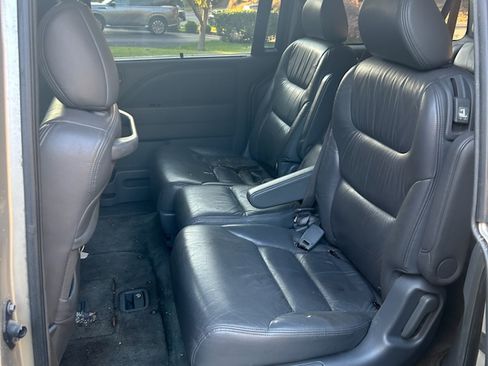 Used 2005 Honda Odyssey EX-L image 6