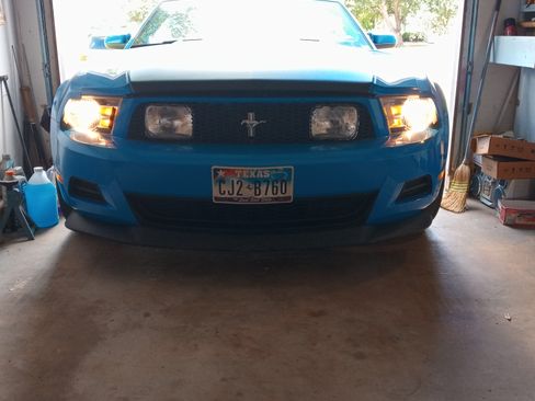 Used 2011 Ford Mustang Coupe image 12