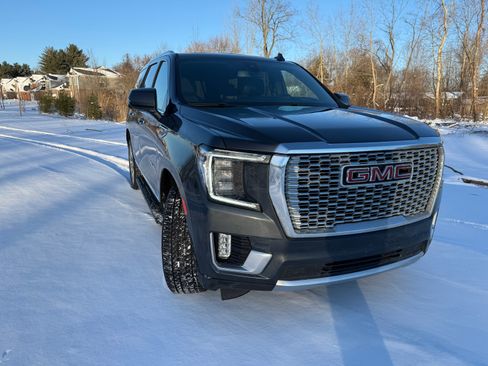 Used 2021 GMC Yukon Denali image 4