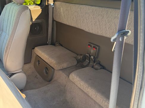 Used 1998 Toyota Tacoma 2WD Xtracab image 10