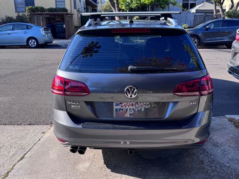 Used 2015 Volkswagen Golf TDI SEL w/ Lighting Package (SEL) FWD image 6