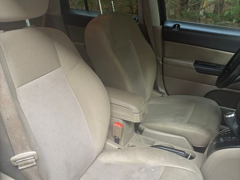 Used 2016 Jeep Patriot Sport w/ Power Value Group FWD image 13