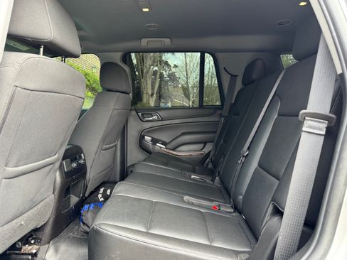 Used 2019 Chevrolet Tahoe 4WD w/ Enhanced Driver Alert Package image 14