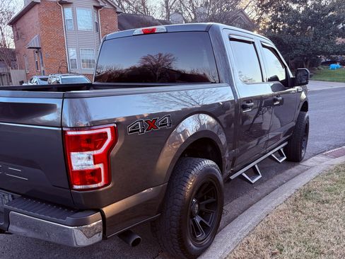 Used 2019 Ford F150 XLT w/ Equipment Group 301A Mid image 4