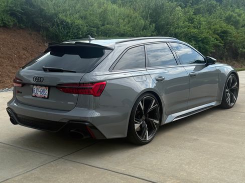 Used 2022 Audi RS 6 AWD/4WD image 6