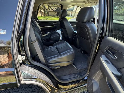 Used 2014 Chevrolet Tahoe LT image 12