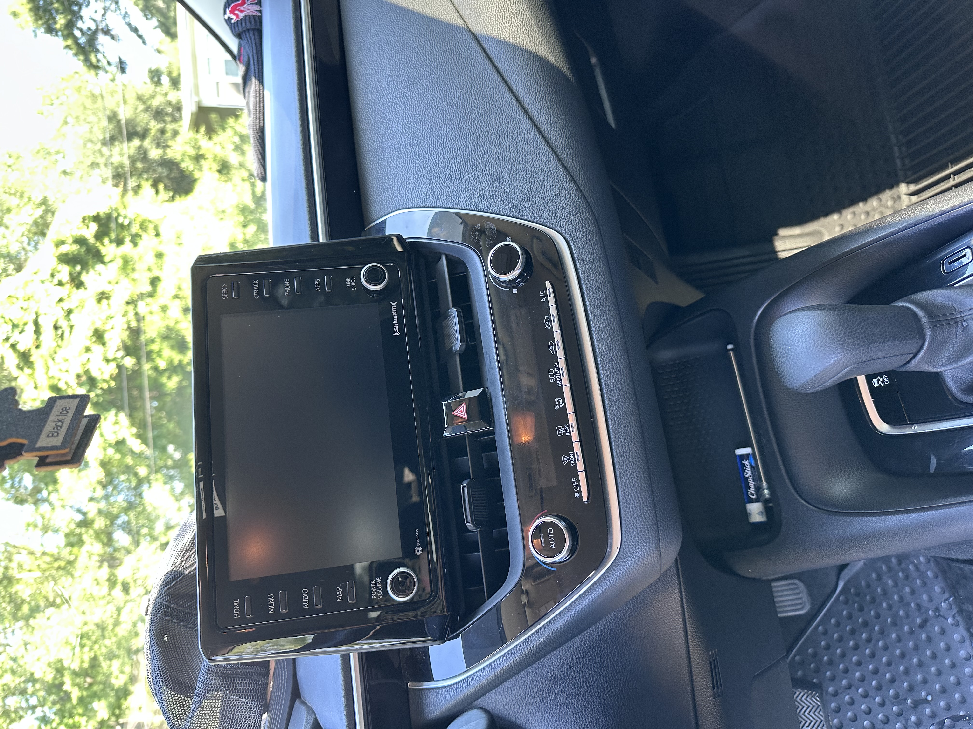 Used 2022 Toyota Corolla LE FWD image 6