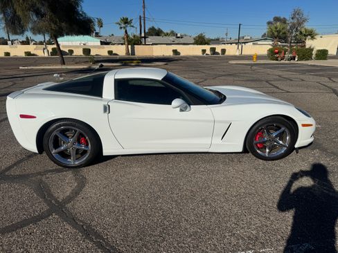 Used 2012 Chevrolet Corvette Coupe w/ 2LT Preferred Equipment Group image 6