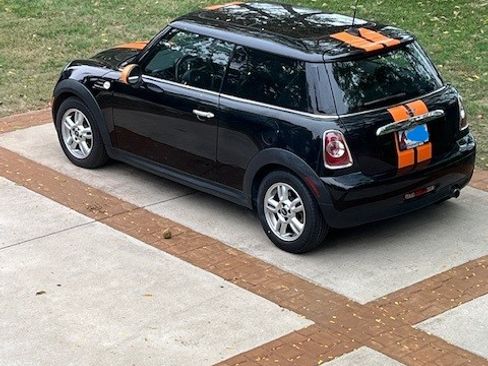 Used 2012 MINI Cooper Hardtop image 6