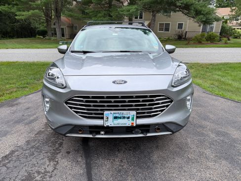 Used 2021 Ford Escape Titanium FWD image 1