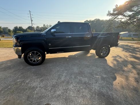 Used 2016 GMC Sierra 1500 SLT w/ Suspension Package, Off-Road AWD/4WD image 26
