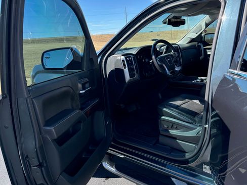 Used 2018 GMC Sierra 1500 SLT image 9