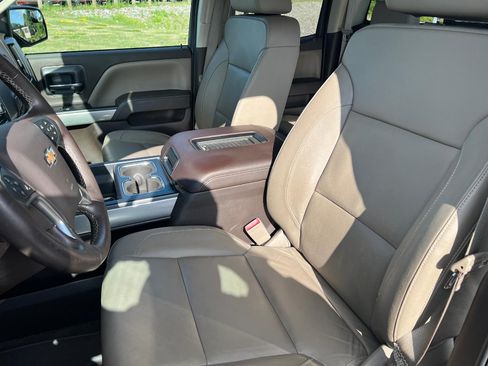 Used 2016 Chevrolet Silverado 1500 LTZ Z71 w/ LTZ Plus Package AWD/4WD image 13