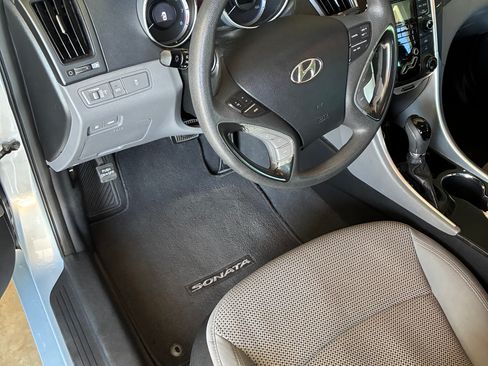Used 2011 Hyundai Sonata GLS w/ Popular Equipment Pkg 2 FWD image 8