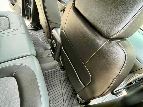 Used 2017 Chevrolet Colorado Z71 image 6