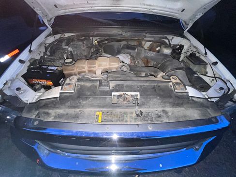 Used 2004 Ford F250 XLT image 5