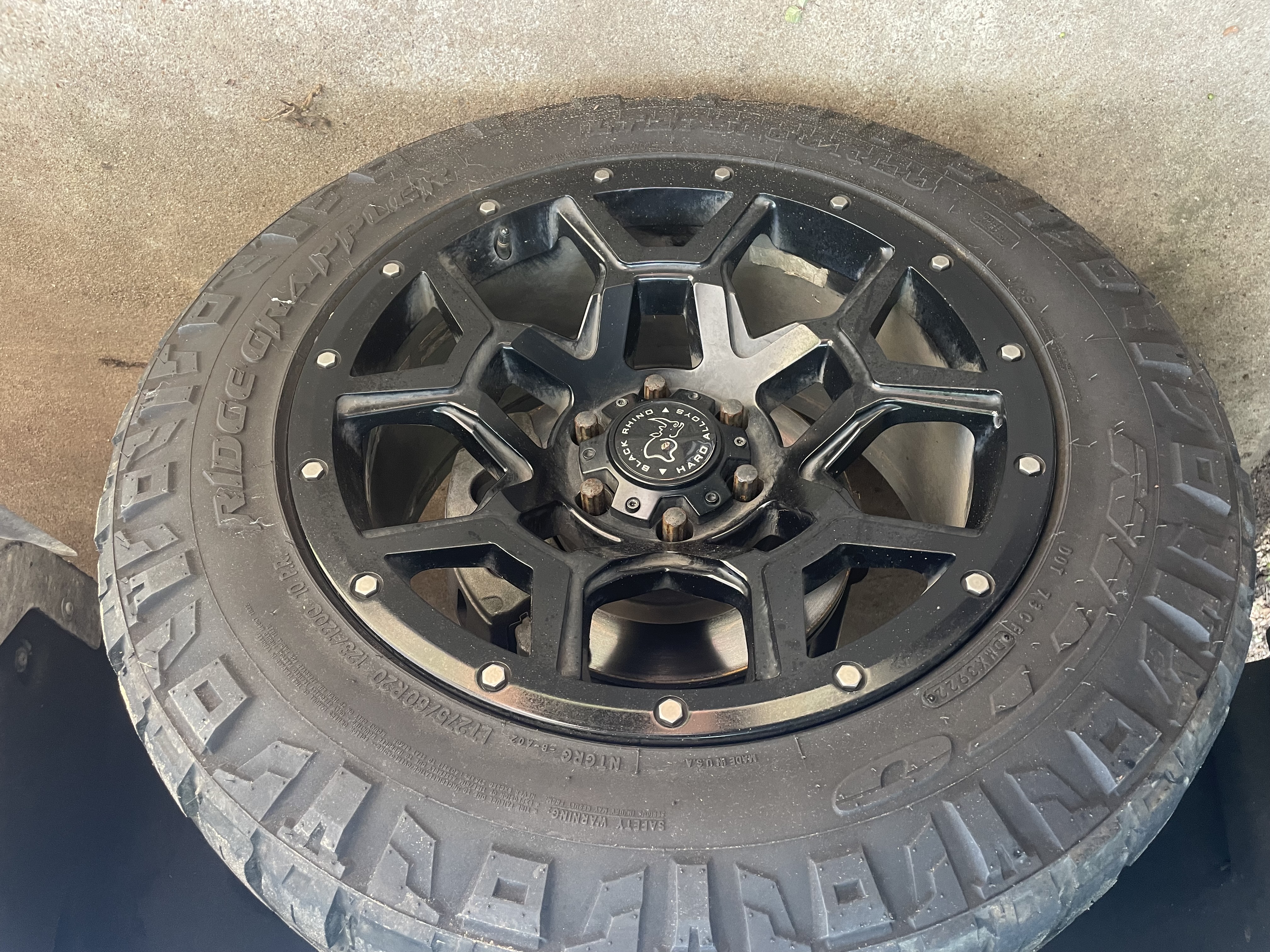 Used 2018 Chevrolet Silverado 1500 LT w/ All Star Edition AWD/4WD image 5
