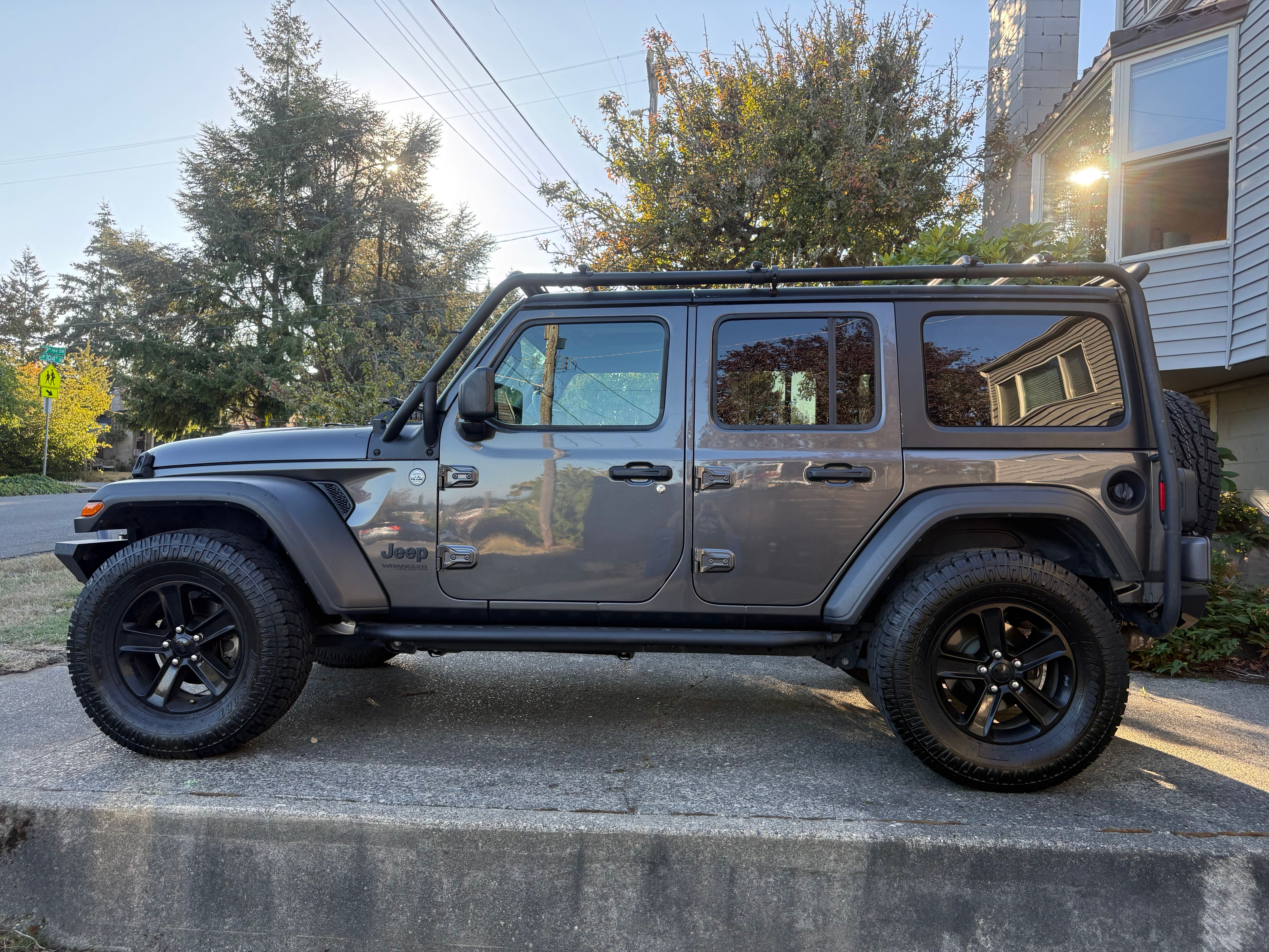 Used 2019 Jeep Wrangler Unlimited Sport AWD/4WD image 6
