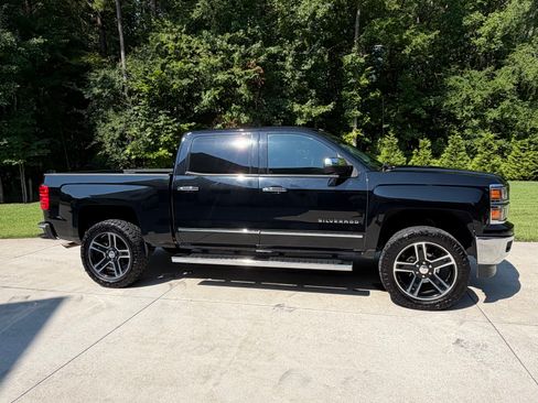 Used 2014 Chevrolet Silverado 1500 LTZ Z71 w/ LTZ Plus Package AWD/4WD image 11