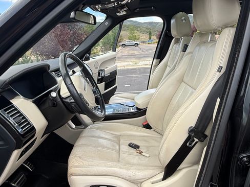 Used 2015 Land Rover Range Rover Supercharged AWD/4WD image 6