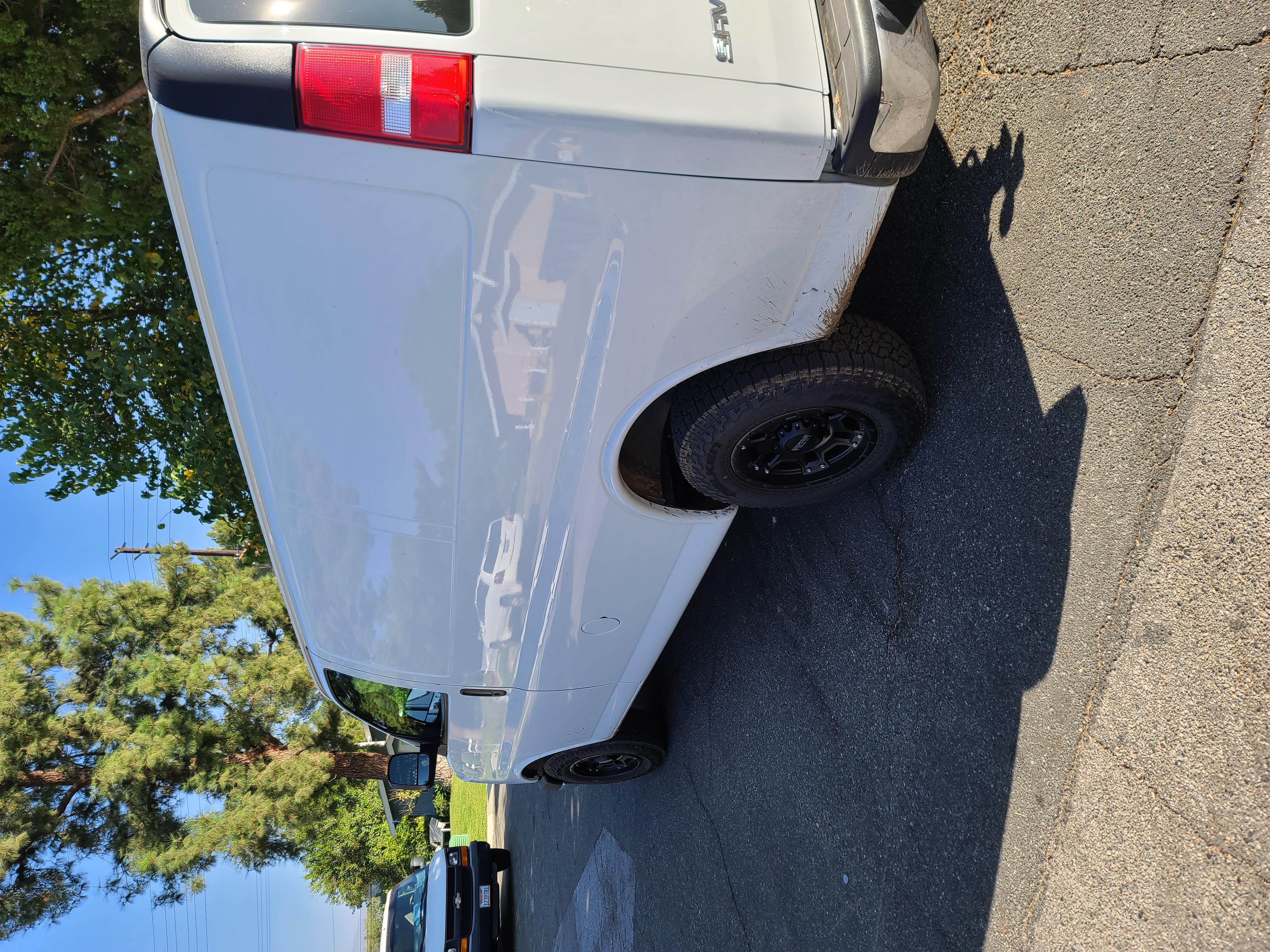 Used 2019 GMC Savana 2500 w/ Driver Convenience Package RWD image 5