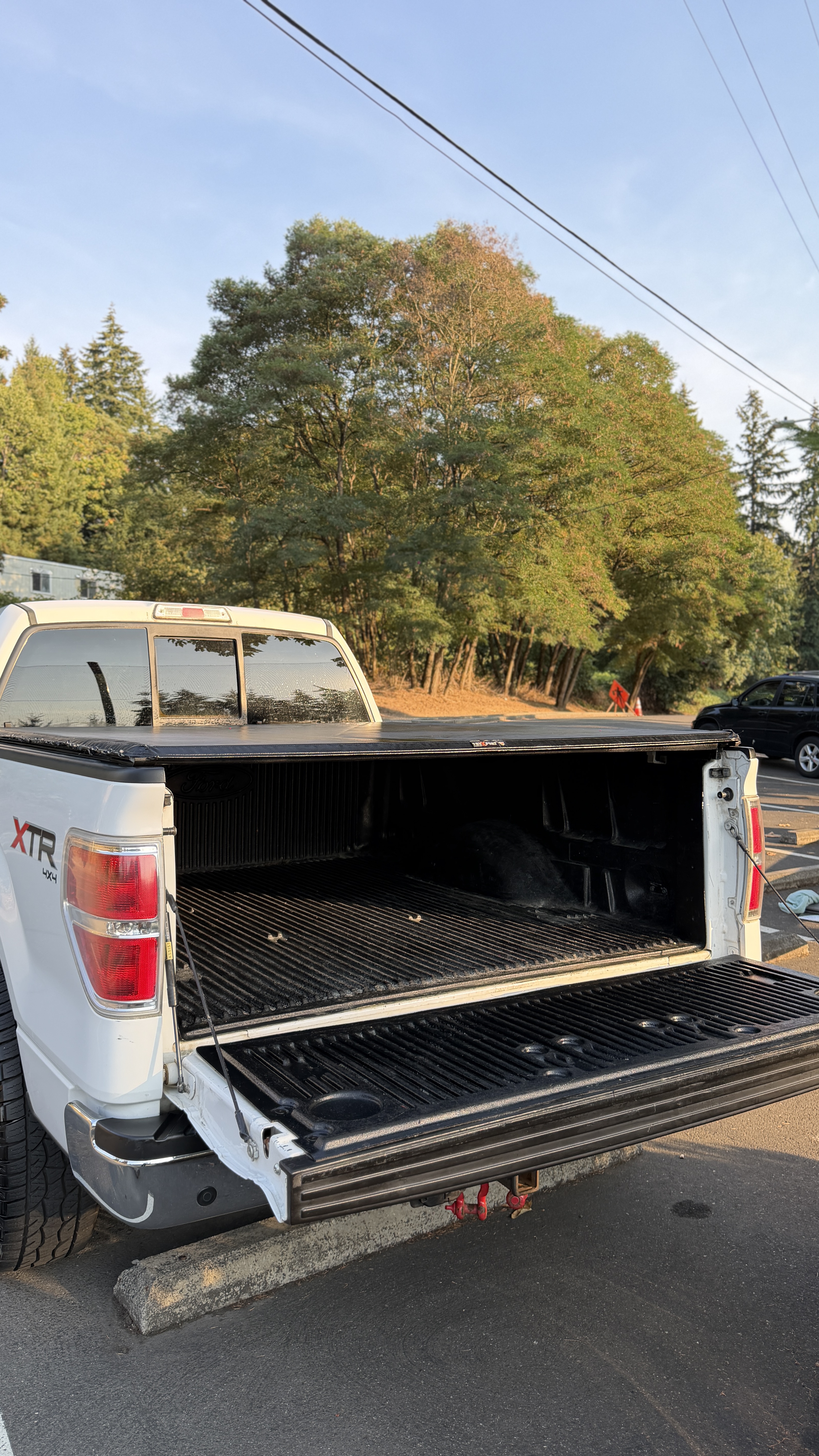 Used 2013 Ford F150 XLT w/ Luxury Equipment Group AWD/4WD image 5
