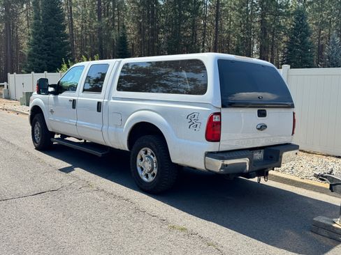 Used 2014 Ford F250 XLT w/ XLT Premium Package AWD/4WD image 14