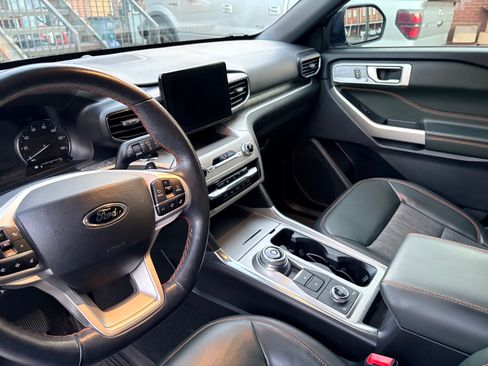 Used 2023 Ford Explorer Timberline w/ Timberline Technology Package image 15