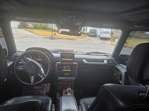 Used 2013 Mercedes-Benz G 63 AMG 4MATIC image 10