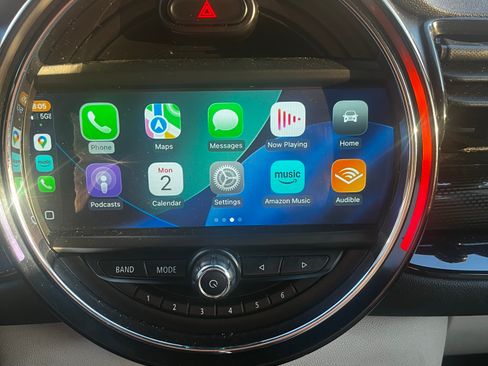 Used 2017 MINI Cooper Clubman S image 12