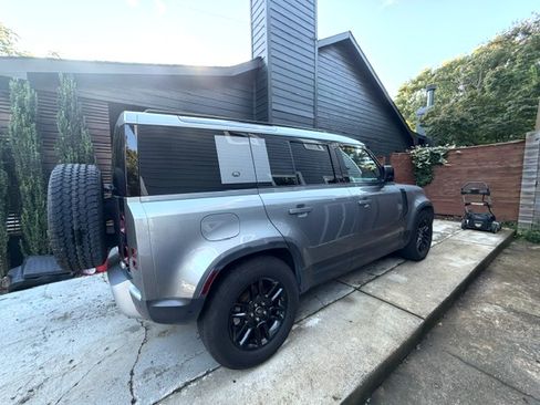 Used 2020 Land Rover Defender 110 S AWD/4WD image 6